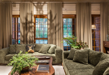 Интерьер туристического комплекса «Красный бор»