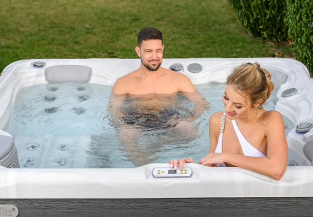 Скидки до -25% на спа-бассейны Wellis