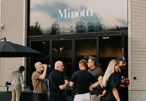 Первый официальный шоурум фабрики «Minotti» распахнул свои двери для гостей 10 июля