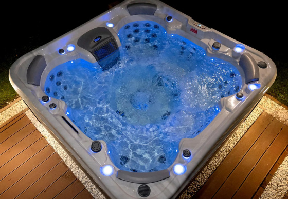 Скидки до -25% на спа-бассейны Wellis