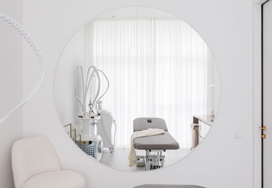 Интерьер салона красоты  «Skin Lounge»