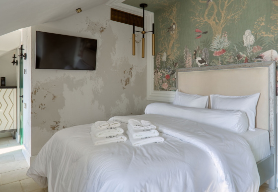 Интерьер бутика-отеля «The Cult»