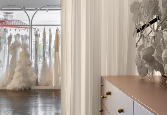 Интерьер свадебного салона «KURAJE»