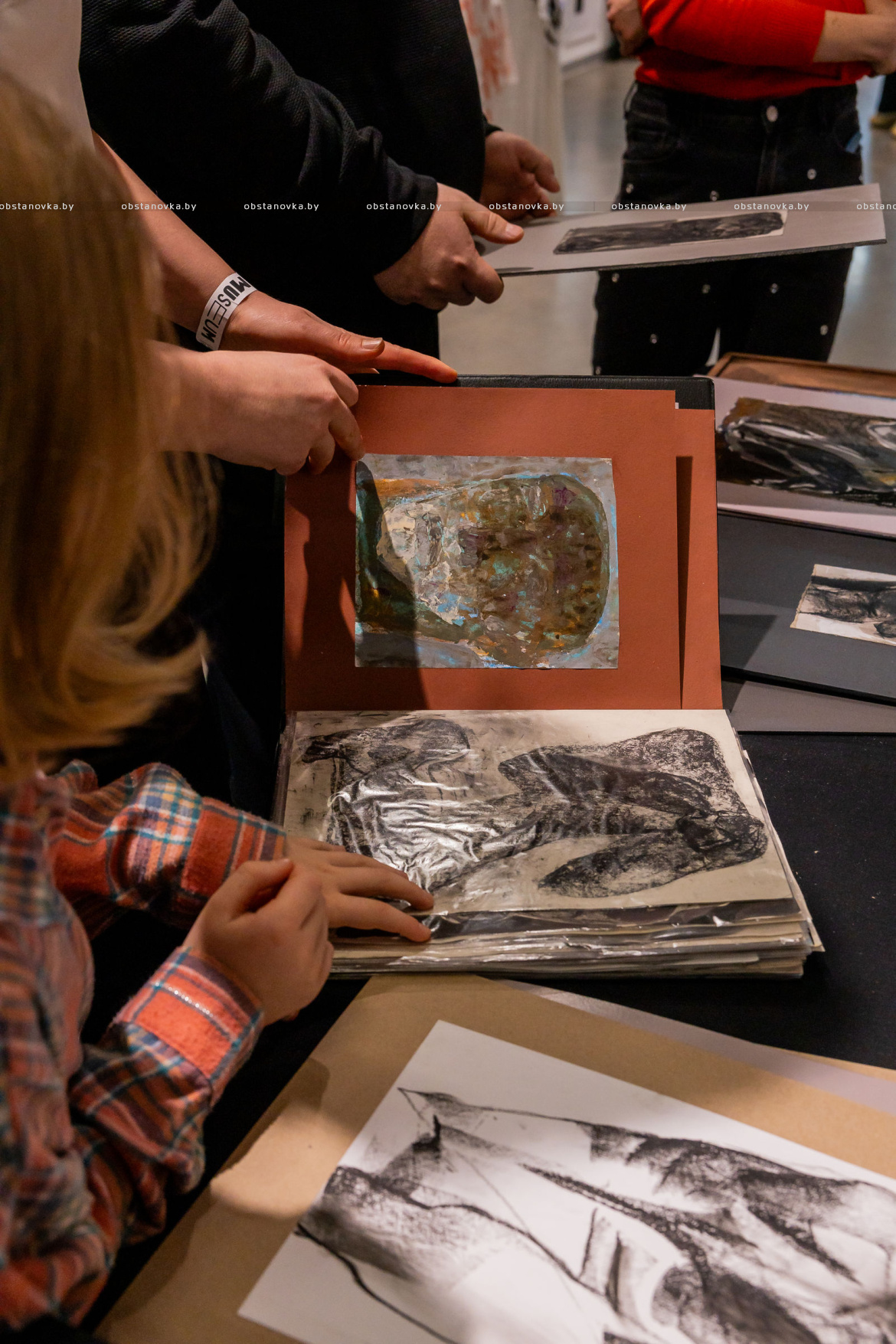 Зимний OFF MUSEUM ART FAIR 2025: искусство и дизайн 