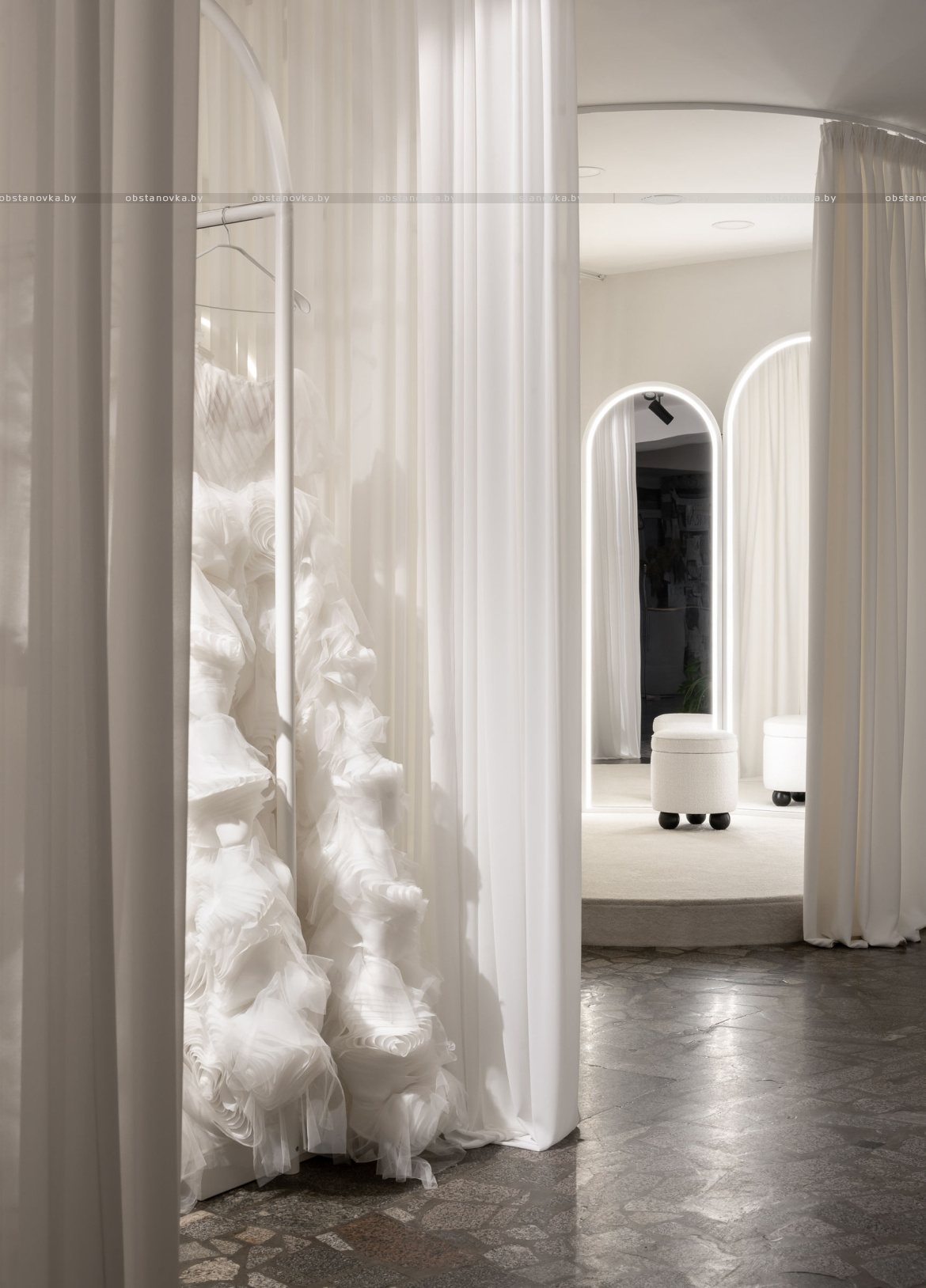 Интерьер свадебного салона «KURAJE»