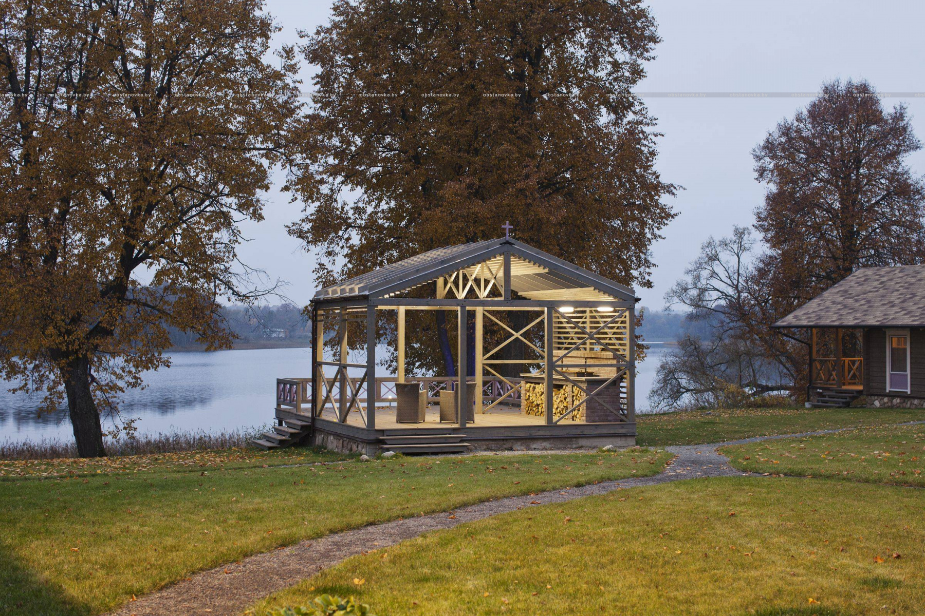 RELAX-HOUSE на берегу озера