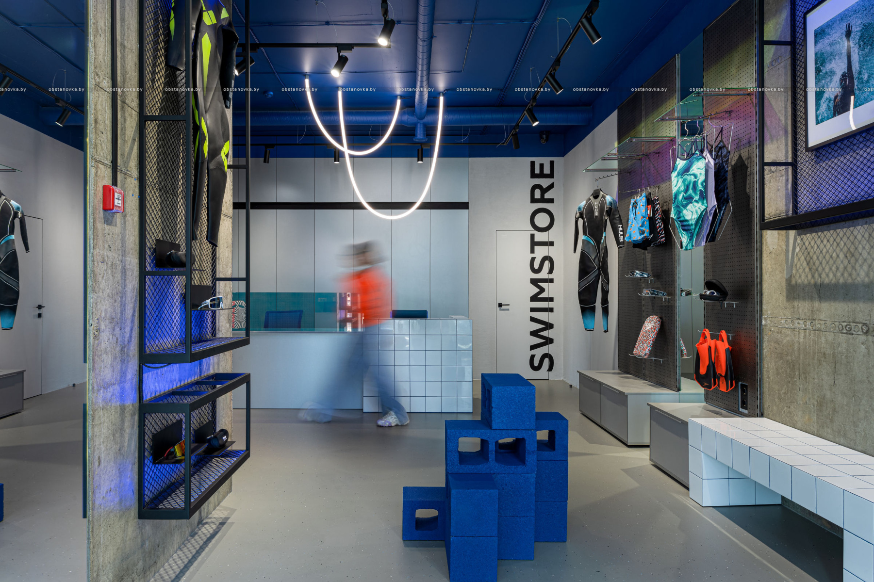 Интерьер магазина «Swim store»