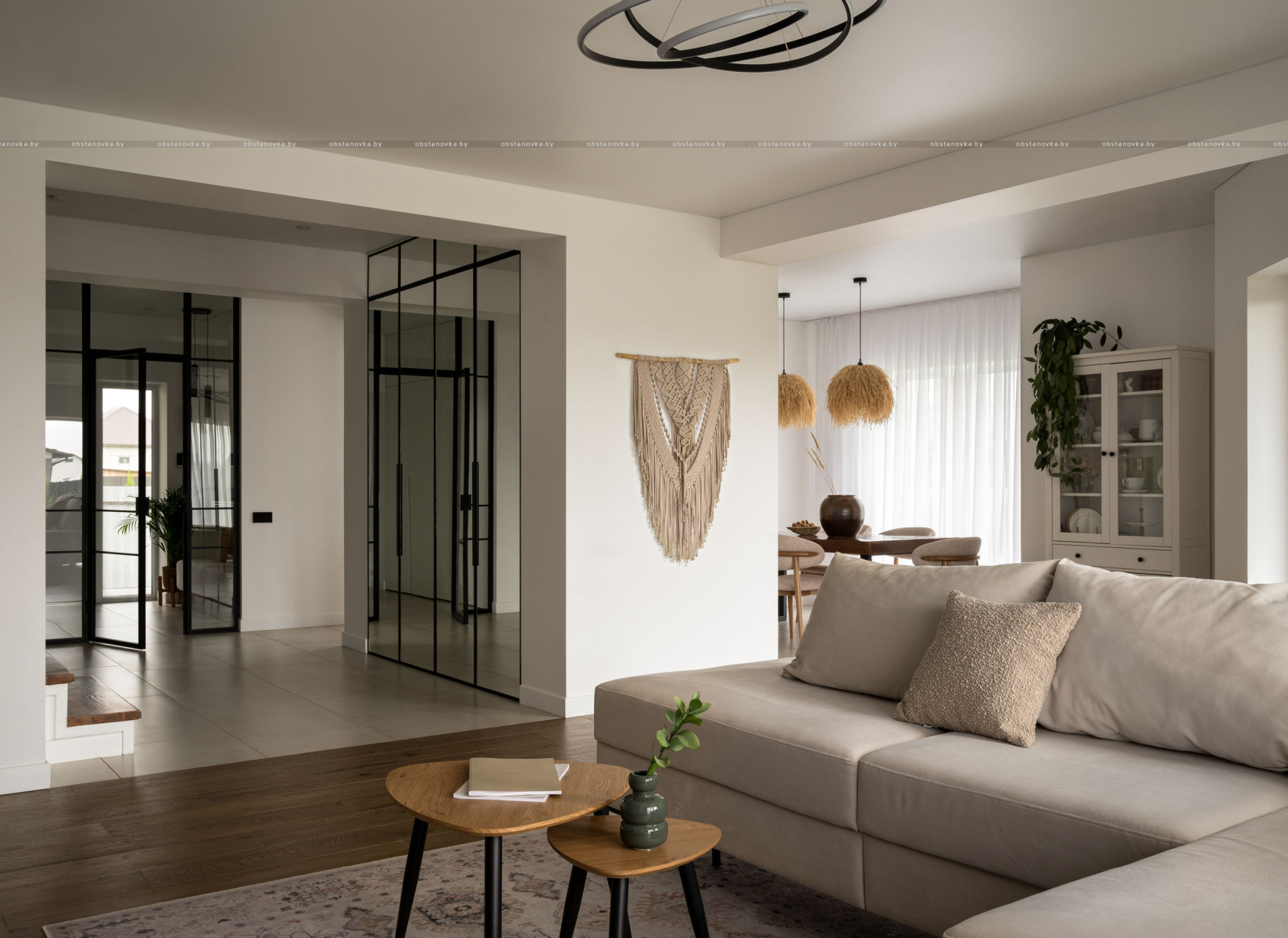 Интерьер дома «Дом с теплым декором» Интерьер дома «Дом с теплым декором»