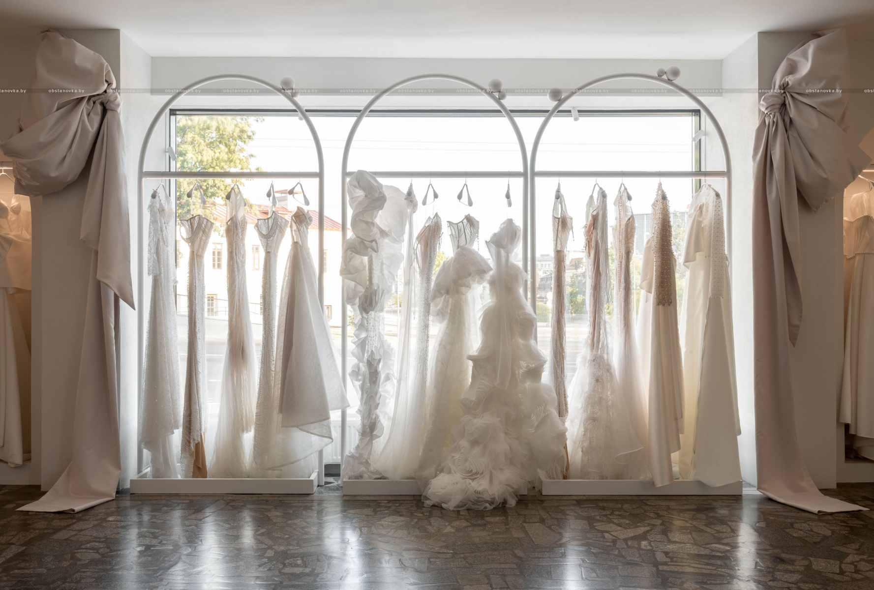 Интерьер свадебного салона «KURAJE»