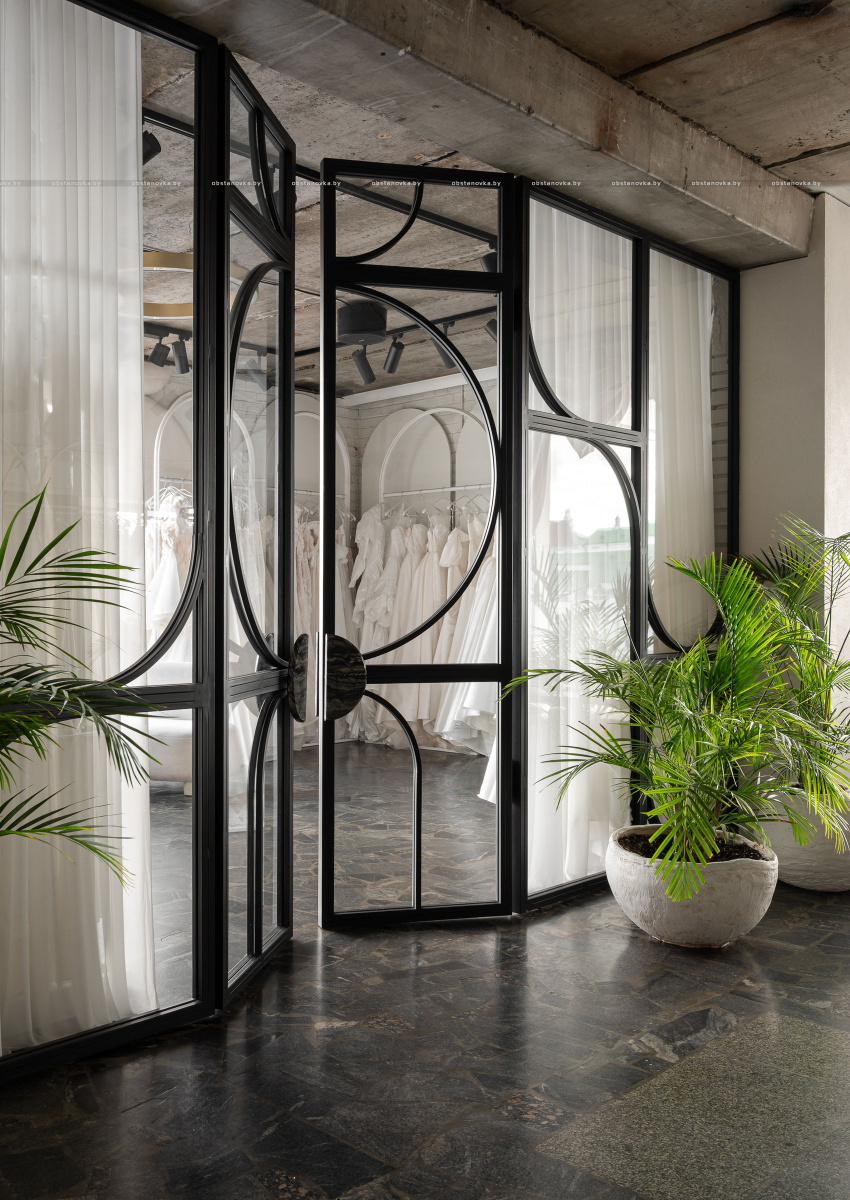 Интерьер свадебного салона «KURAJE»