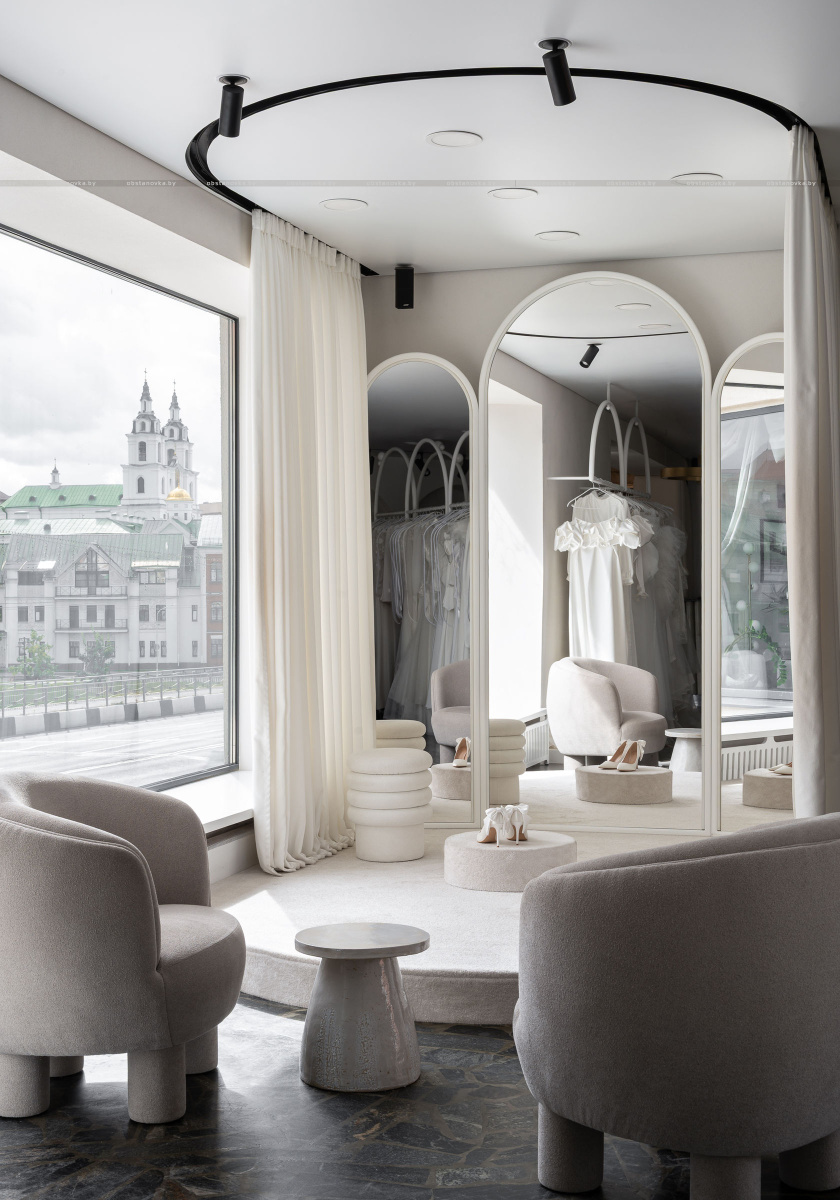 Интерьер свадебного салона «KURAJE»