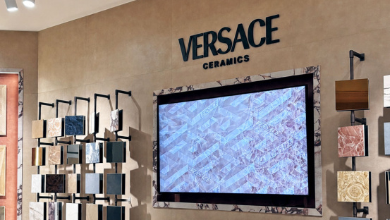 Versace Ceramics — новая глава итальянской роскоши в FSN Gallery
