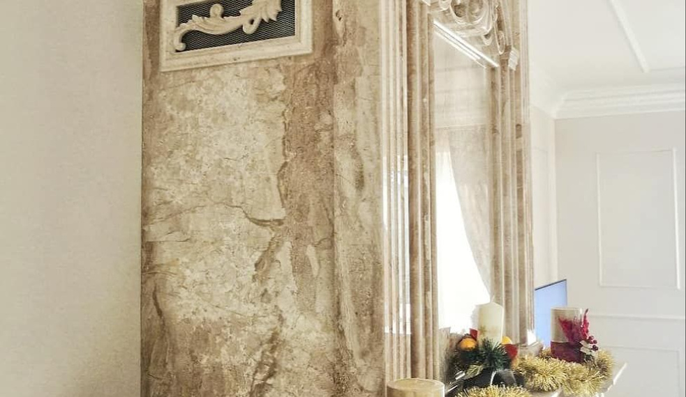 Камин из мрамора Diano Reale
