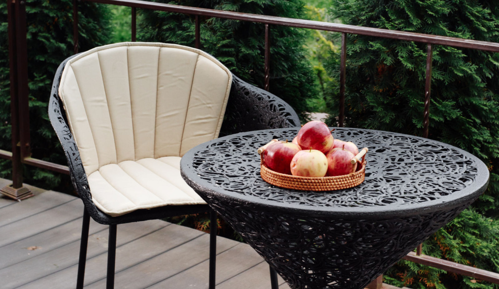 Стол Race Table D70 / D100