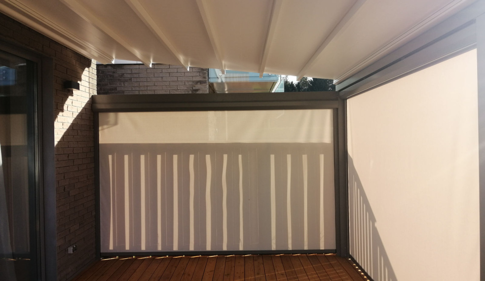 Пергола с кровлей PVC