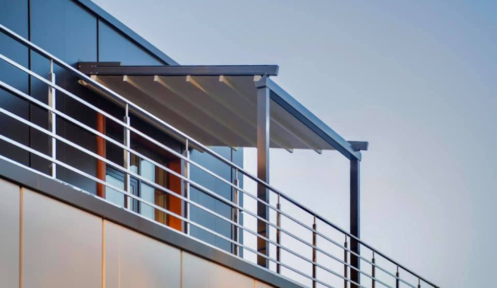 Пергола с кровлей PVC