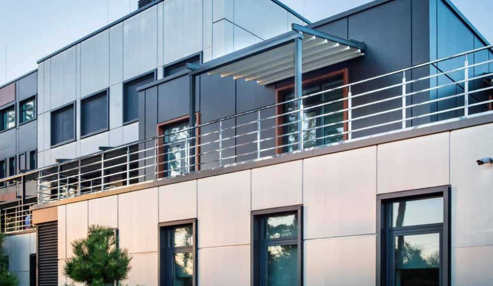 Пергола с кровлей PVC